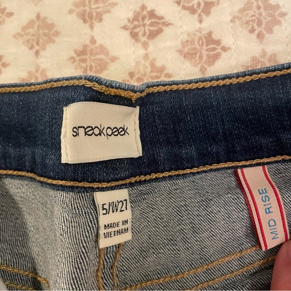 sneak peek skinny jeans - Picture 2 of 4